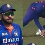 ROHIT-LEFT-THUMB-INJURY-IN-BANGLADESH-SECOND-ODI